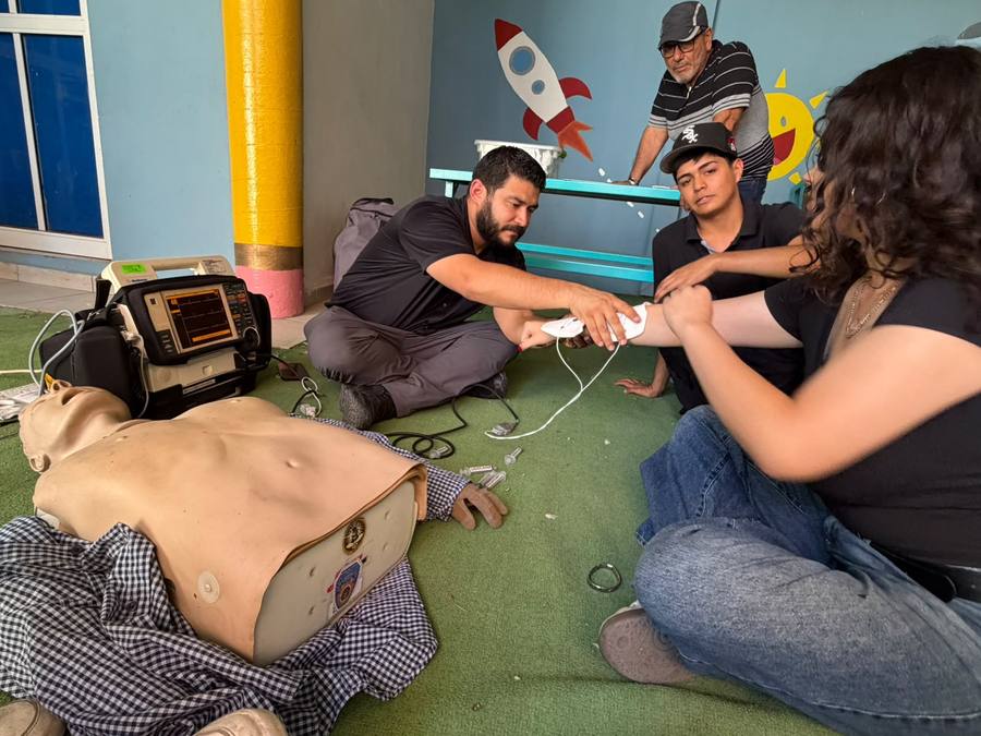 Atención de heridas en campo